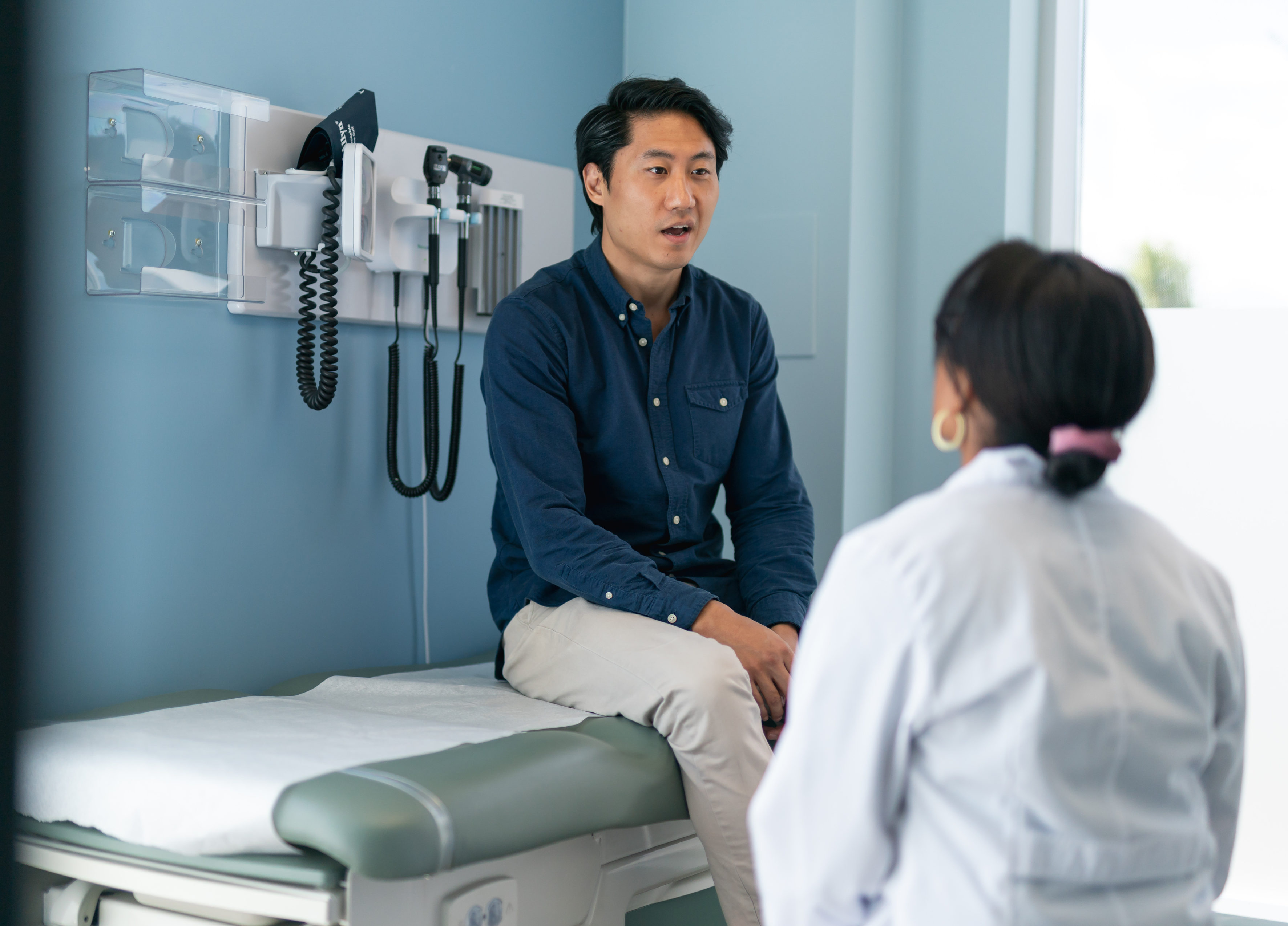 BRGen foundation Korean man in consultation with doctor