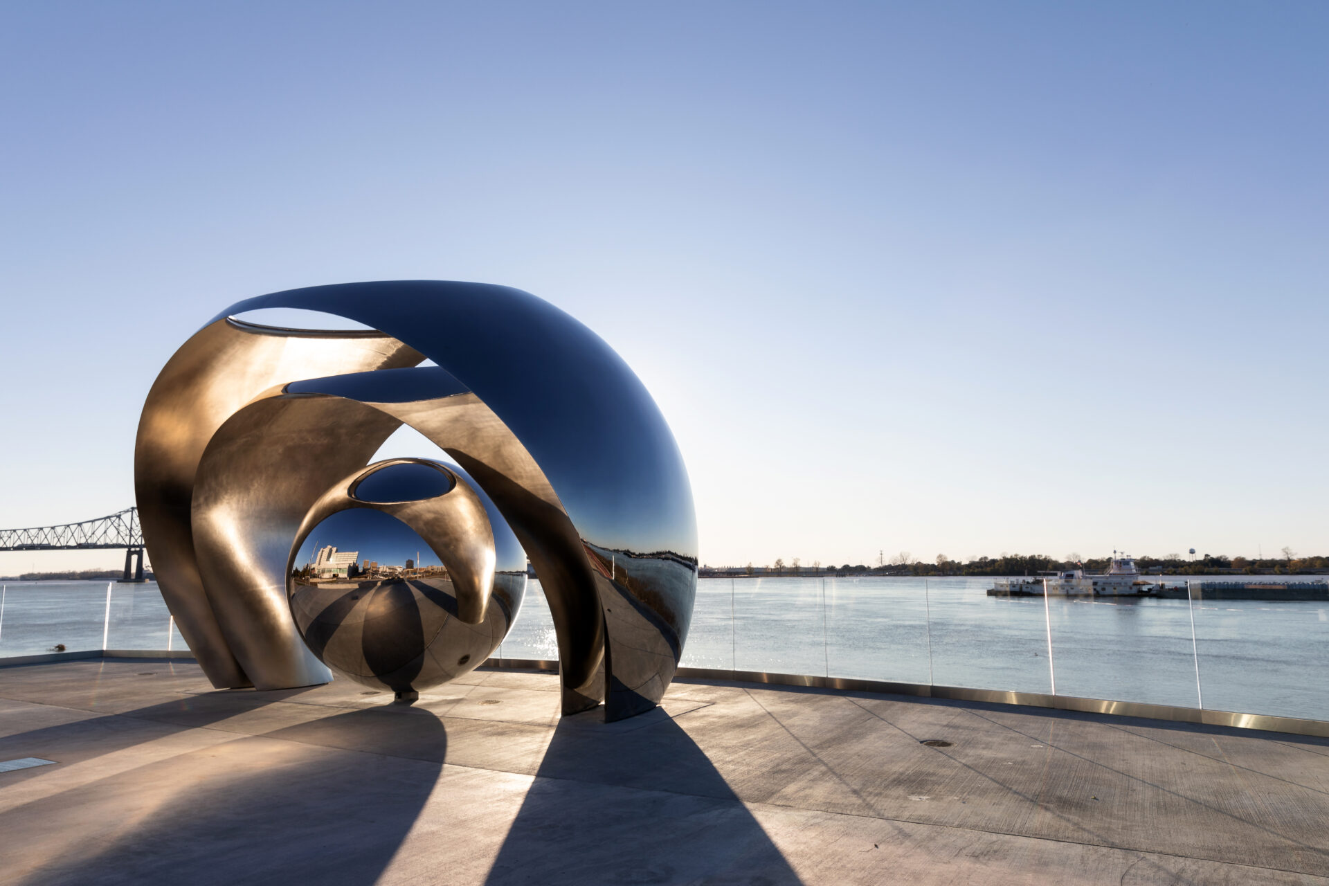 Rotary Club of Baton Rouge Florida Street levee sculpture