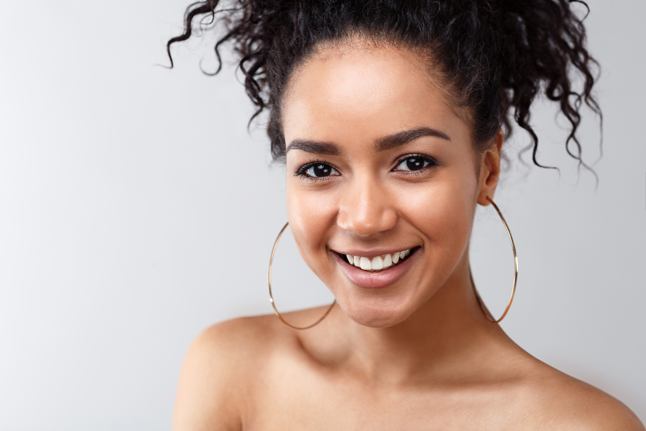 istock_derm clin_tight pores