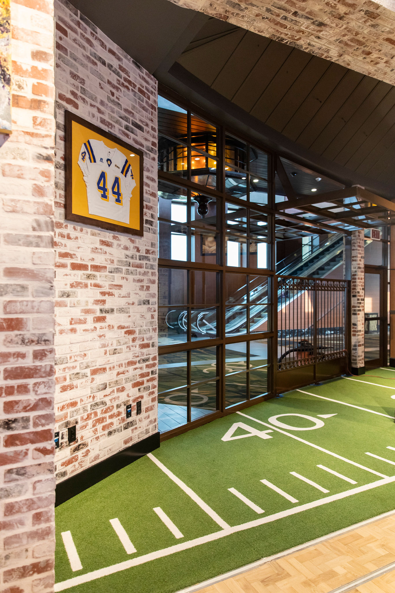 First Look: Barstool Sportsbook expands to Baton Rouge, opening at L